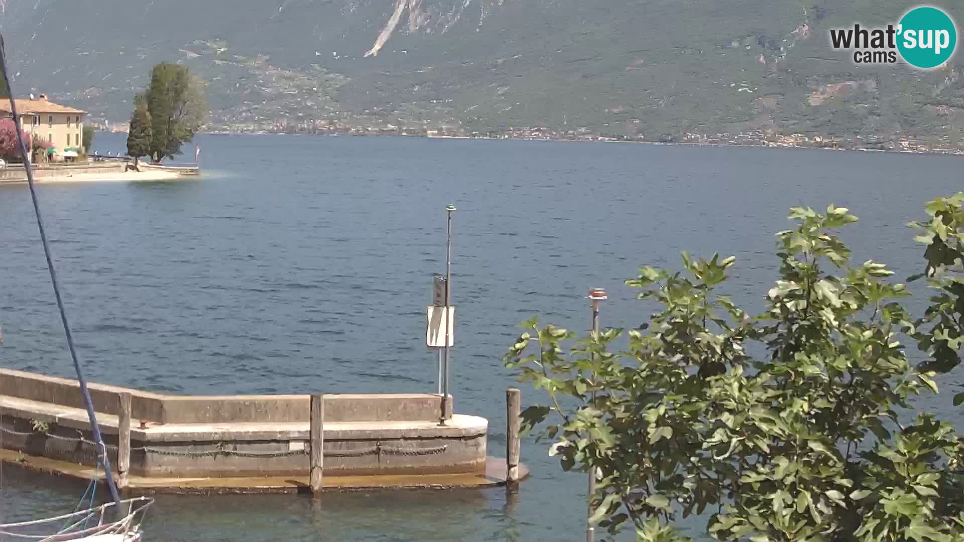 PRA’ DE LA FAM – Porto di Tignale – Windsurfer lago de Garda