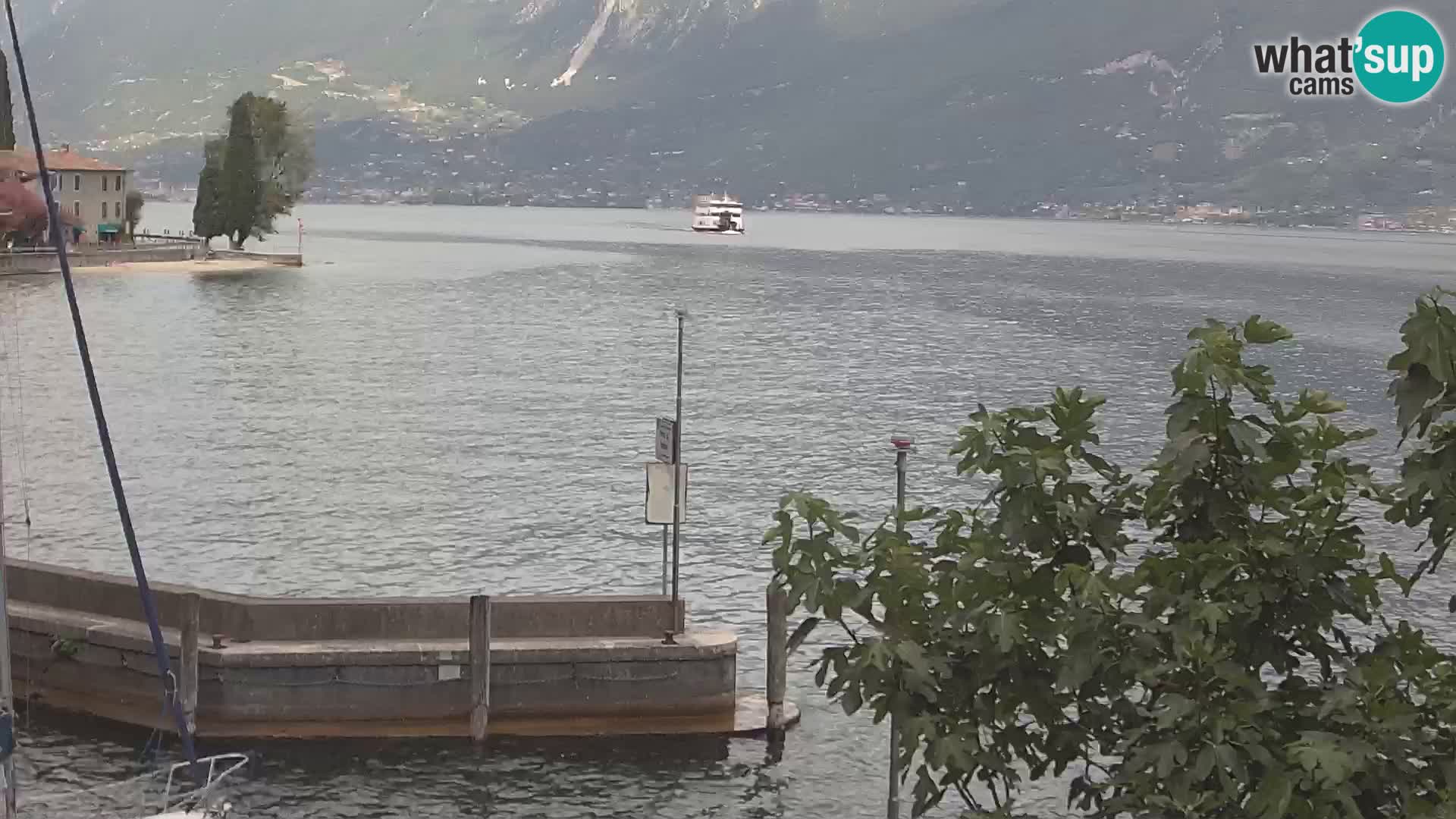 PRA’ DE LA FAM – Porto di Tignale – Windsurfer lago de Garda