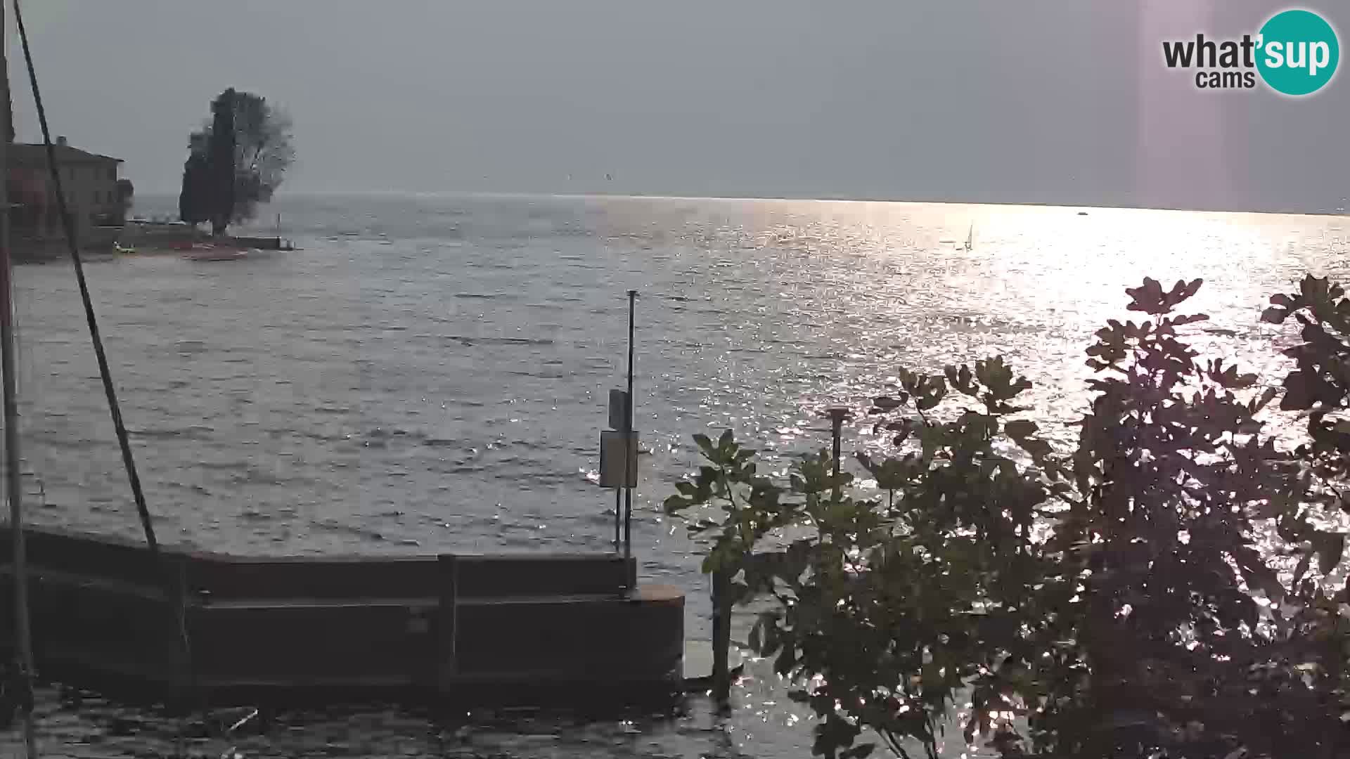 PRA’ DE LA FAM – Porto di Tignale – Windsurfer lago de Garda