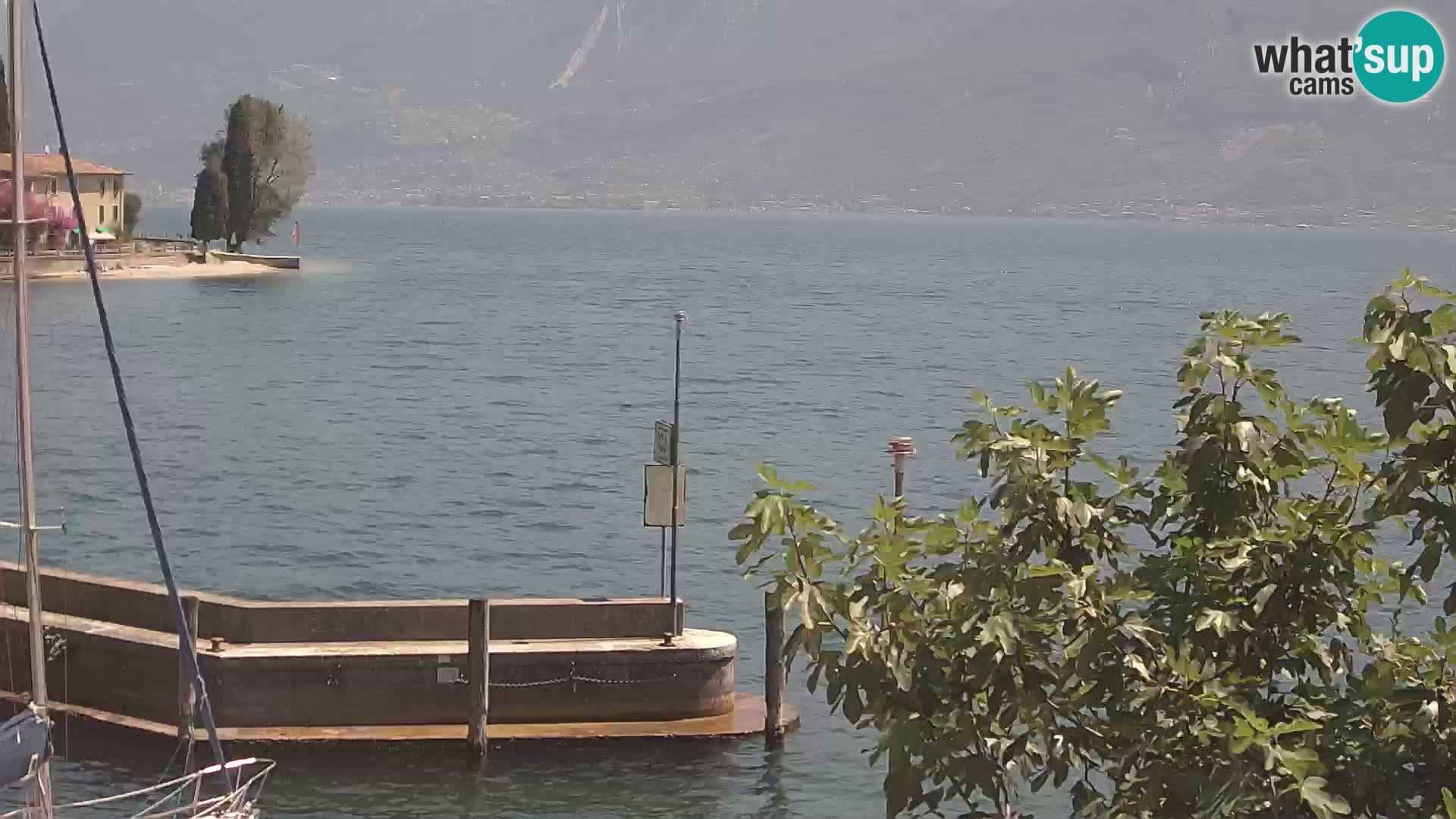 PRA’ DE LA FAM – Porto di Tignale – Windsurfer lac de Garde