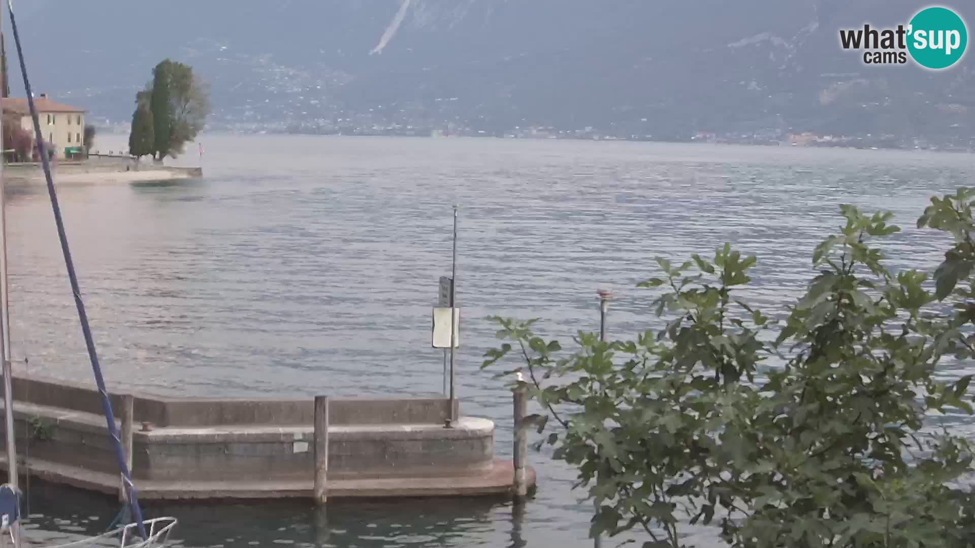 PRA’ DE LA FAM – Porto di Tignale – Windsurfer lago de Garda