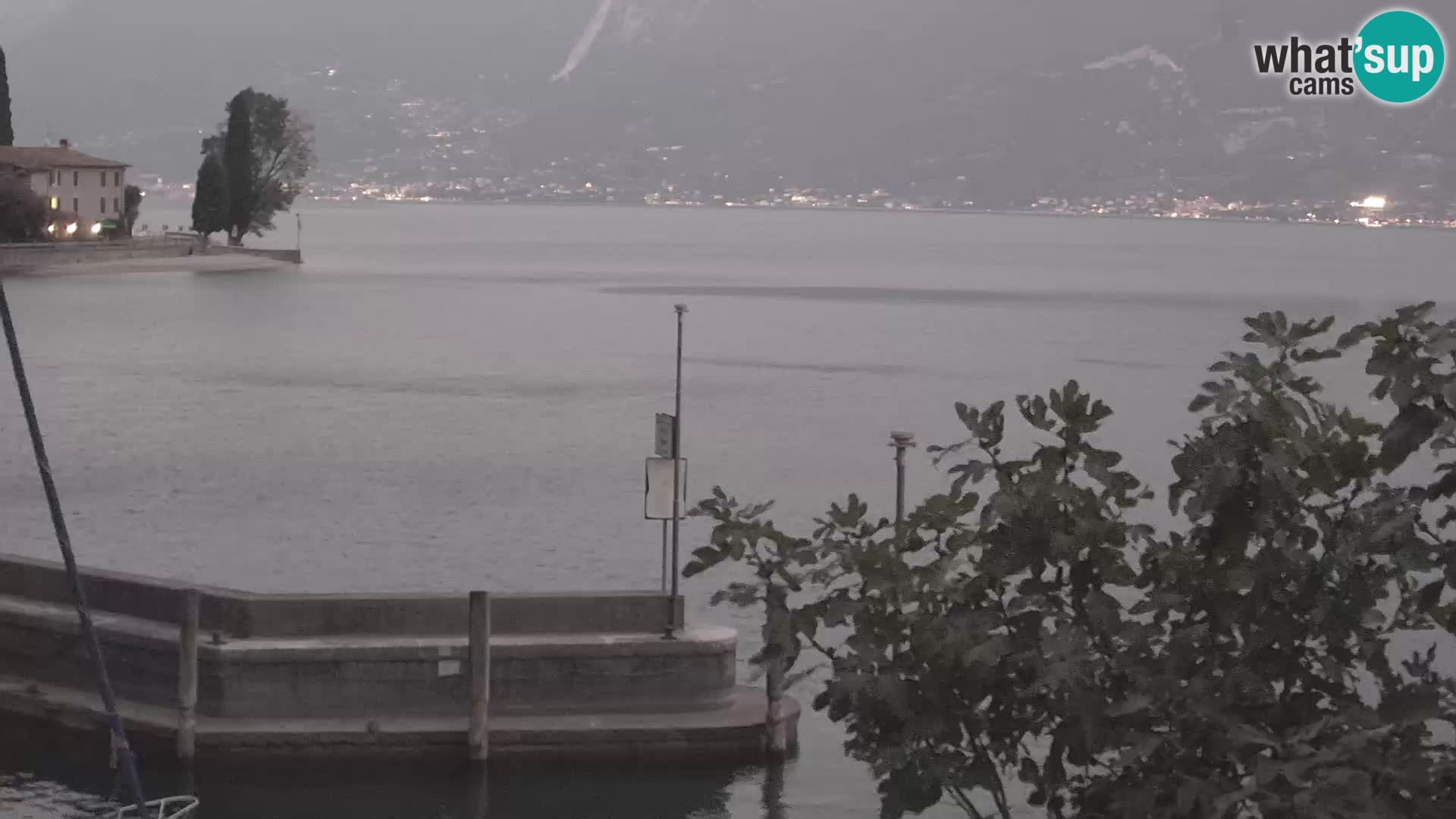Webcam PRA’ DE LA FAM – Porto di Tignale – Windsurfer Garda Lake