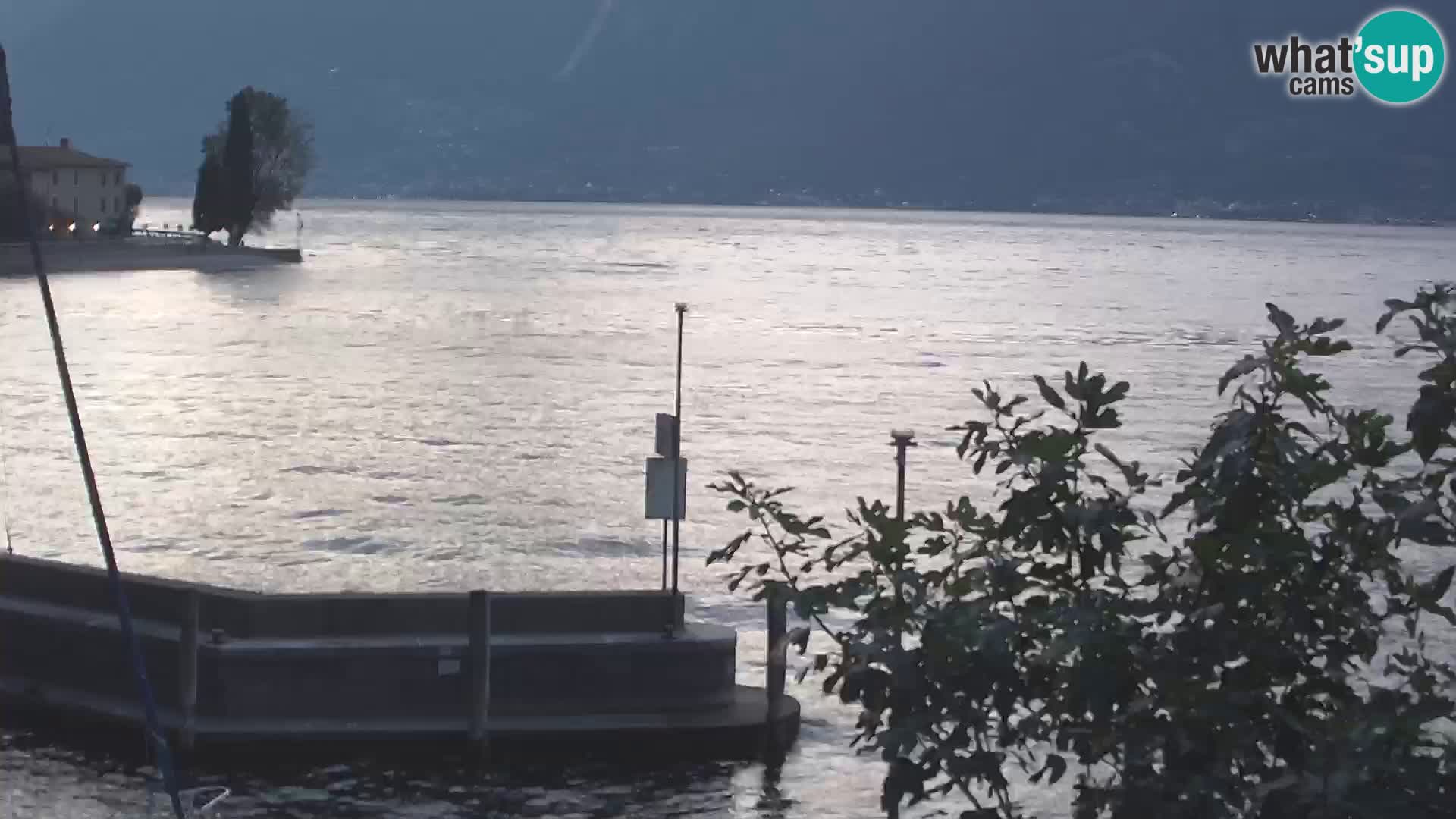 Webcam PRA’ DE LA FAM – Porto di Tignale – Windsurfer Garda Lake