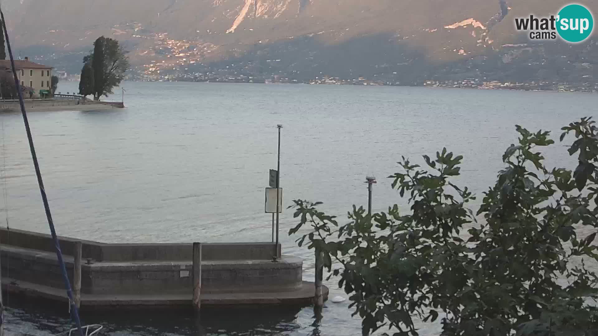 Webcam PRA’ DE LA FAM – Porto di Tignale – Windsurfer Garda Lake
