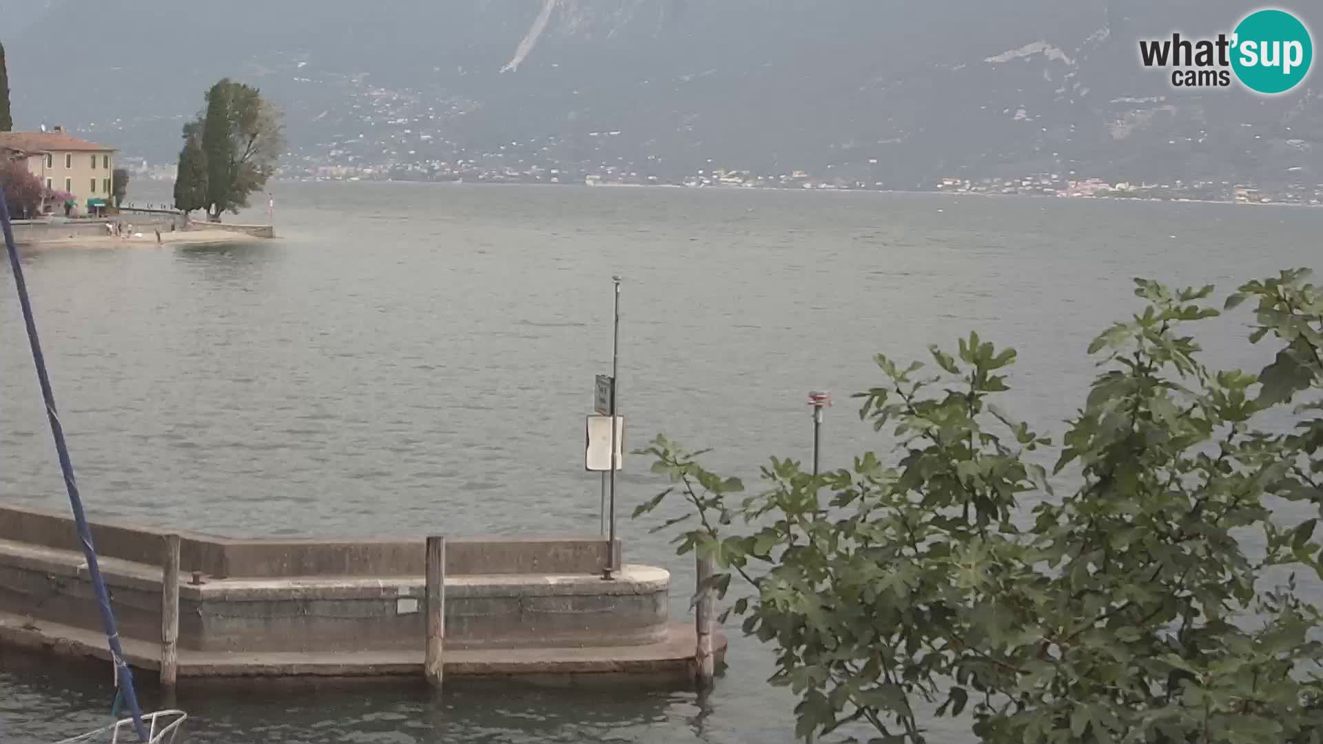 PRA’ DE LA FAM – Porto di Tignale – Windsurfer lago de Garda