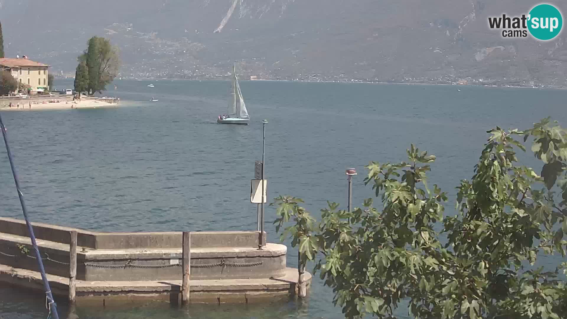PRA’ DE LA FAM – Porto di Tignale – Windsurfer lago de Garda