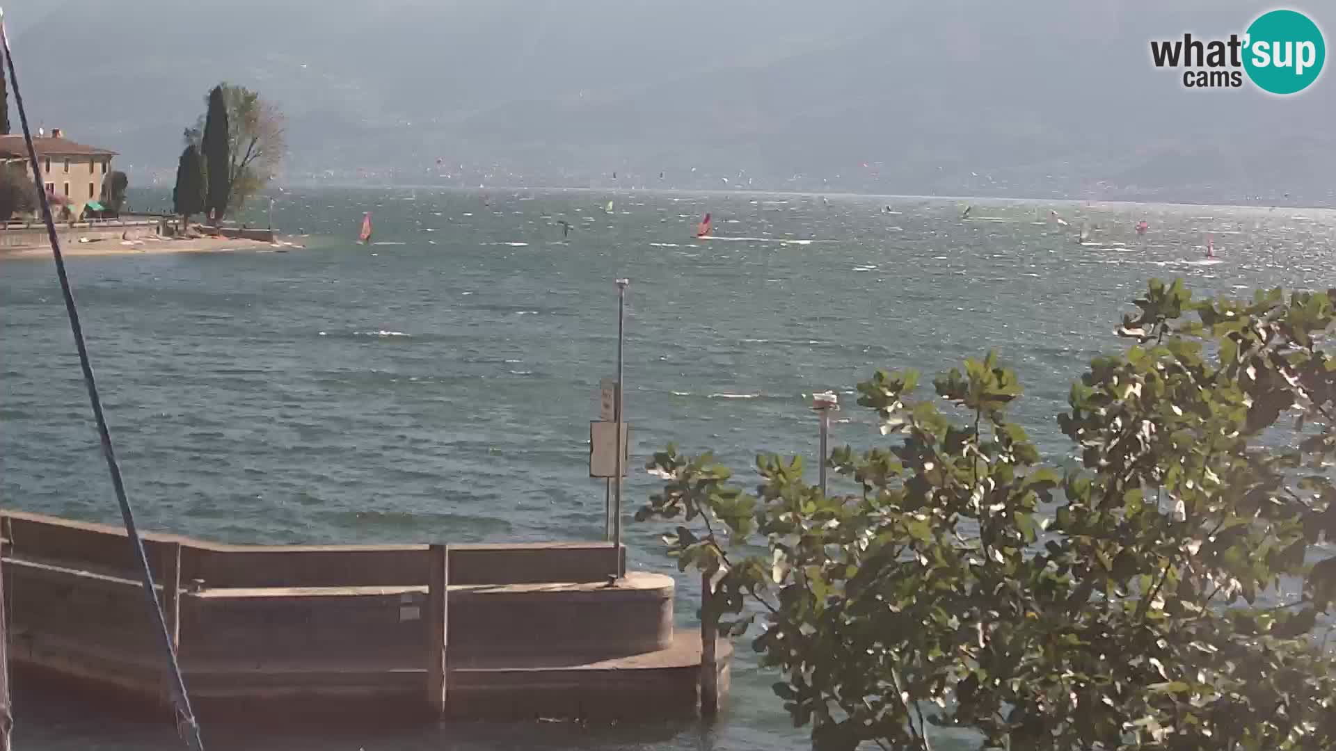 PRA’ DE LA FAM – Porto di Tignale – Windsurfer lac de Garde