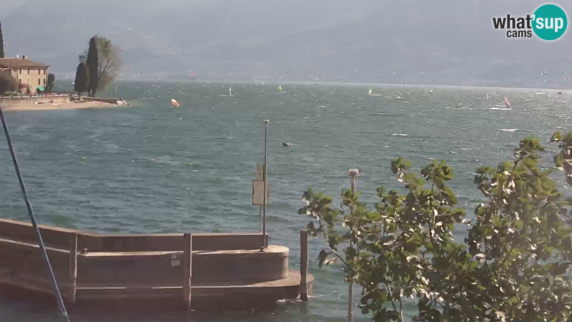 PRA’ DE LA FAM – Porto di Tignale – Windsurfer Gardsko jezero