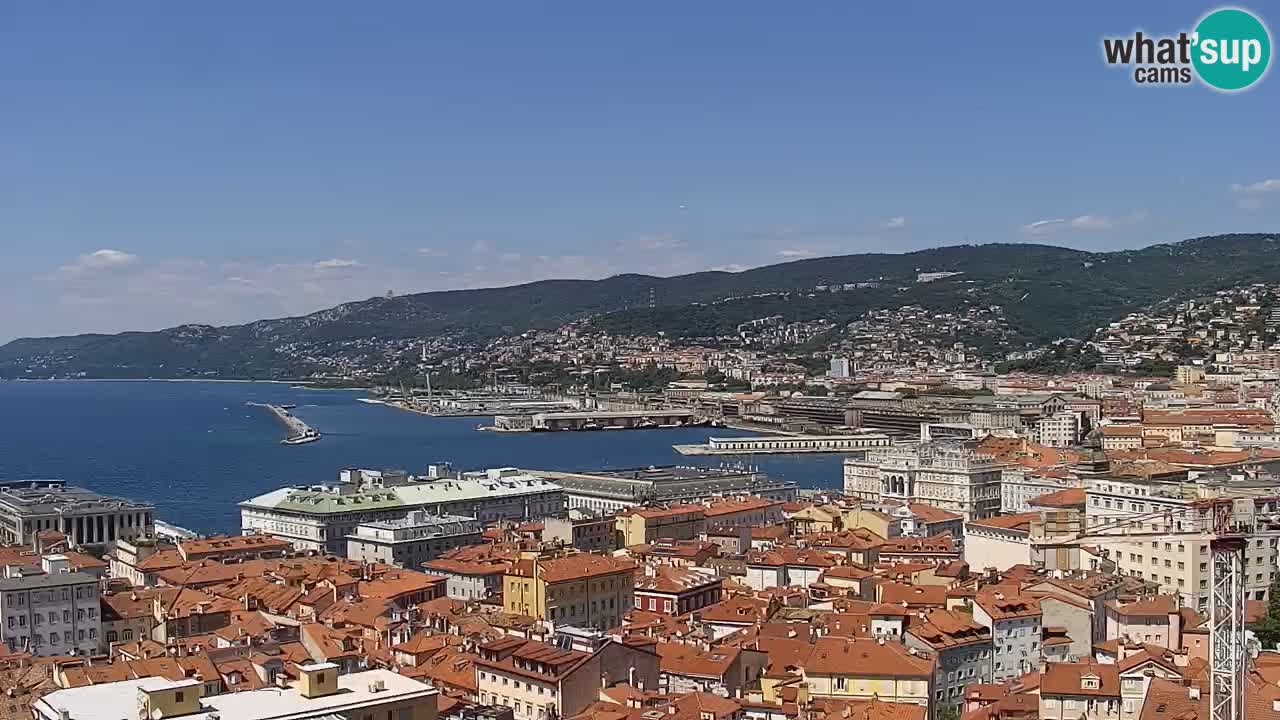 Webcam en direct Trieste, ville, golfe, port et château de Miramare