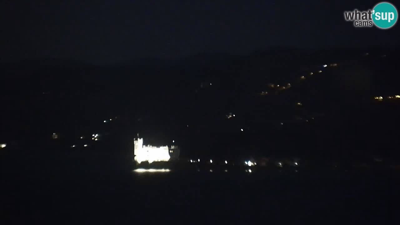 Live webcam Trieste – Panorama della città, del Golfo, stazione marittima e del castello di Miramare