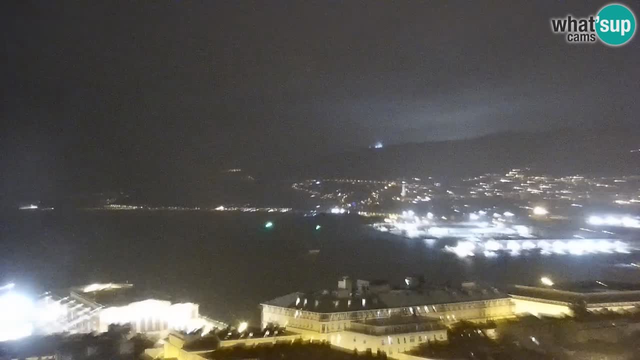 Webcam en vivo Trieste, ciudad, golfo, puerto y castillo de Miramare