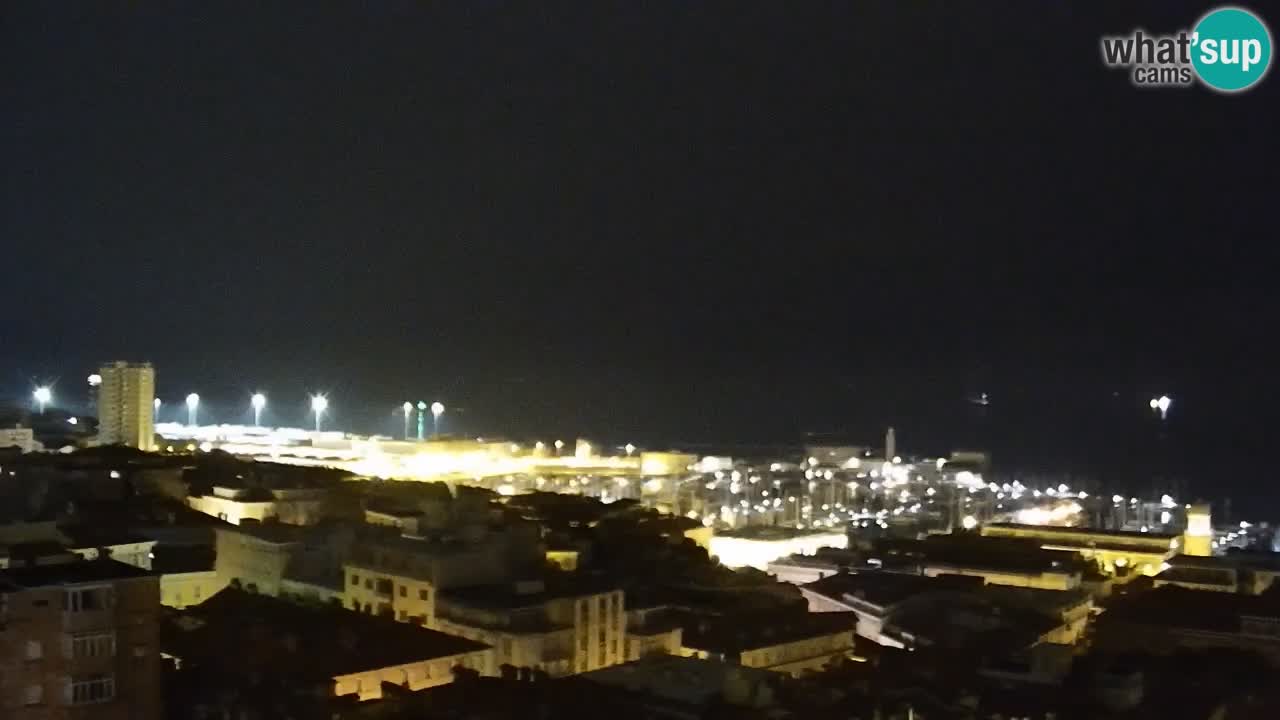 Webcam en vivo Trieste, ciudad, golfo, puerto y castillo de Miramare