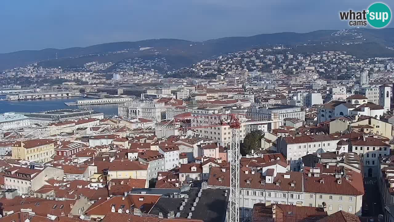 Webcam en vivo Trieste, ciudad, golfo, puerto y castillo de Miramare