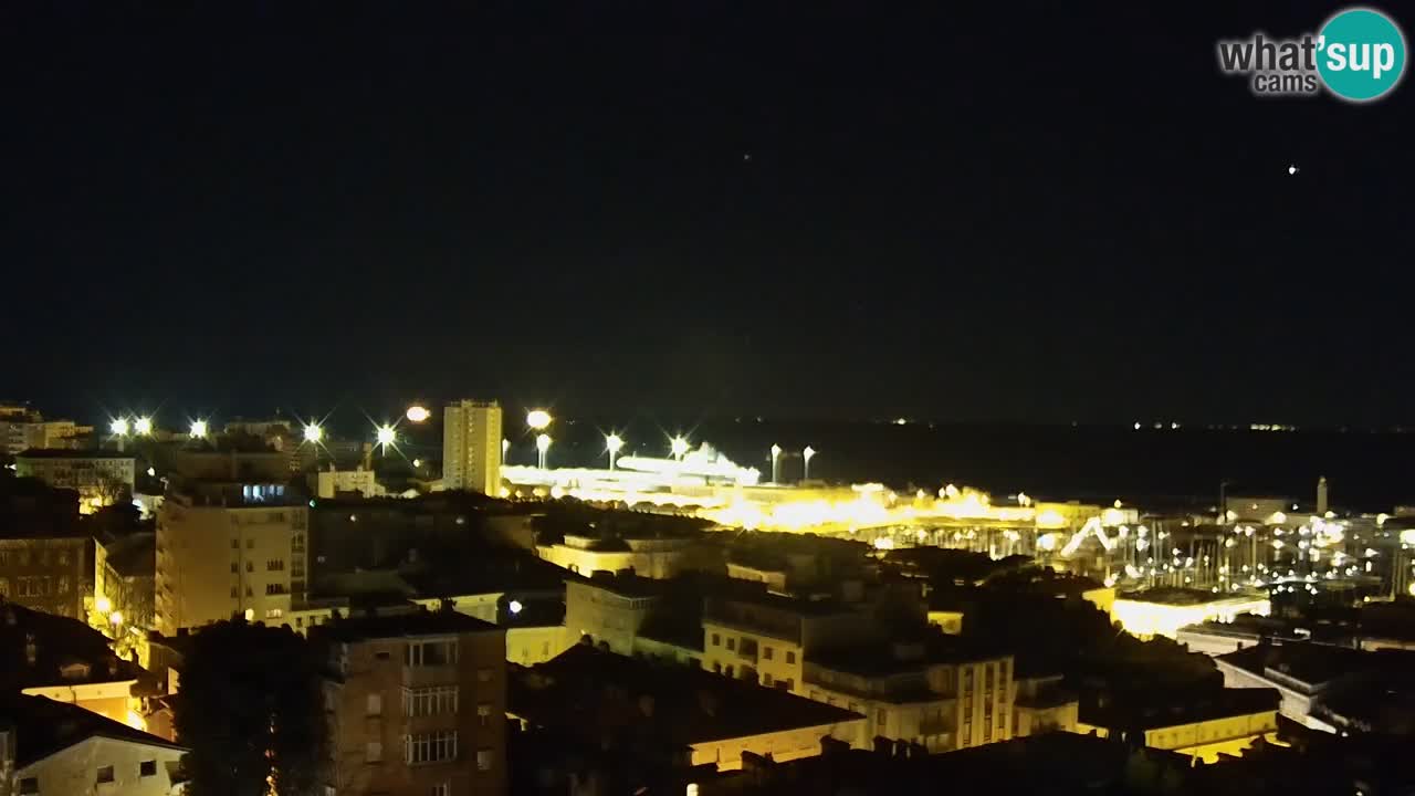 Webcam en vivo Trieste, ciudad, golfo, puerto y castillo de Miramare