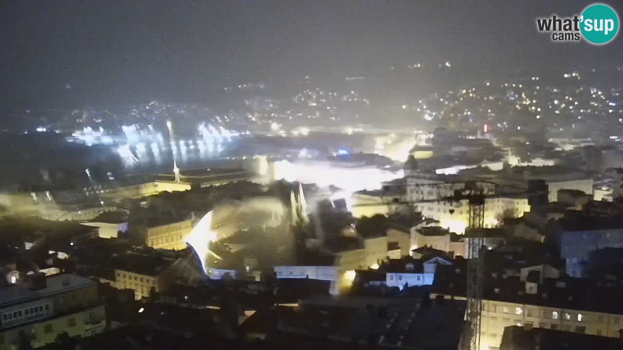 Live webcam Trieste – Panorama della città, del Golfo, stazione marittima e del castello di Miramare