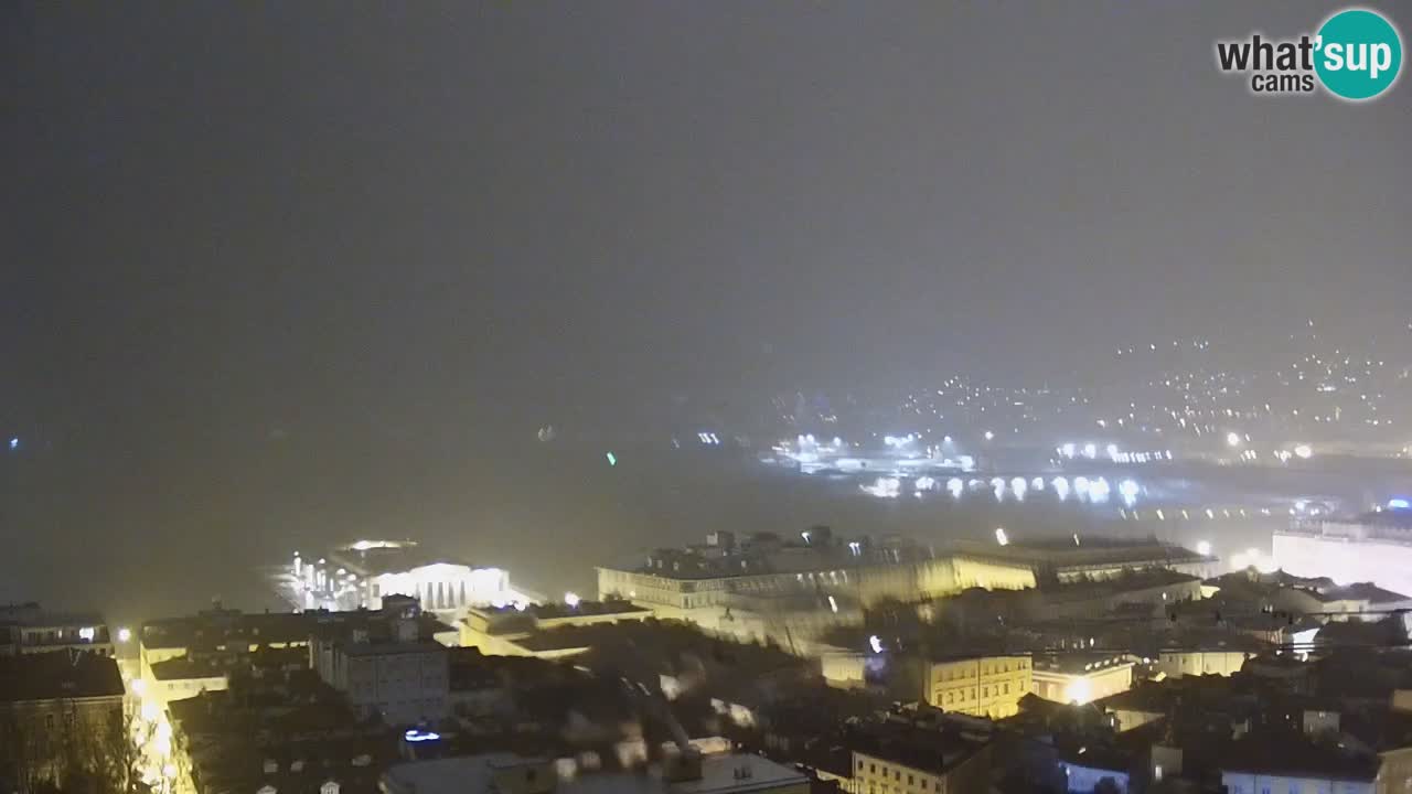 Live webcam Trieste – Panorama of the city, the Gulf, the maritime station and the Miramare castle