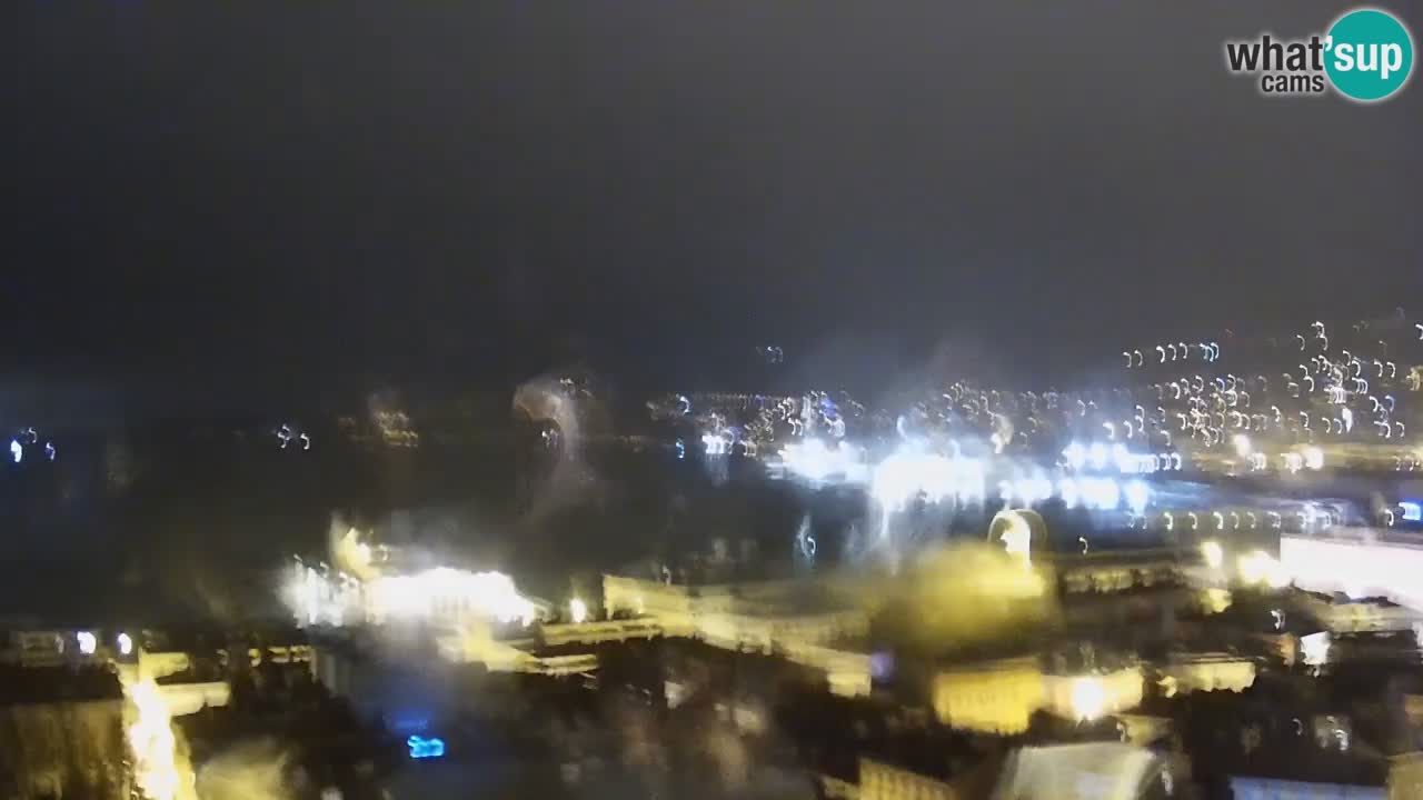 Webcam en direct Trieste, ville, golfe, port et château de Miramare