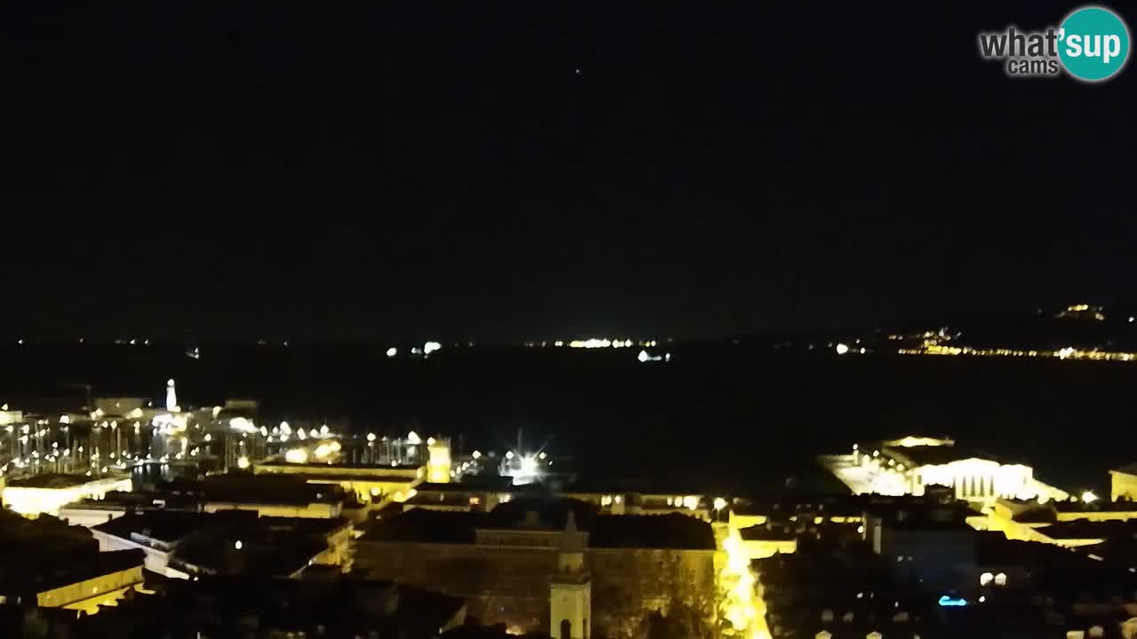 Live webcam Trieste – Panorama della città, del Golfo, stazione marittima e del castello di Miramare