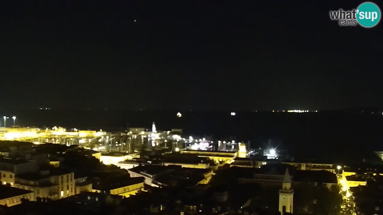 Webcam en vivo Trieste, ciudad, golfo, puerto y castillo de Miramare
