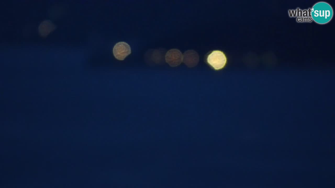 Webcam en direct Trieste, ville, golfe, port et château de Miramare