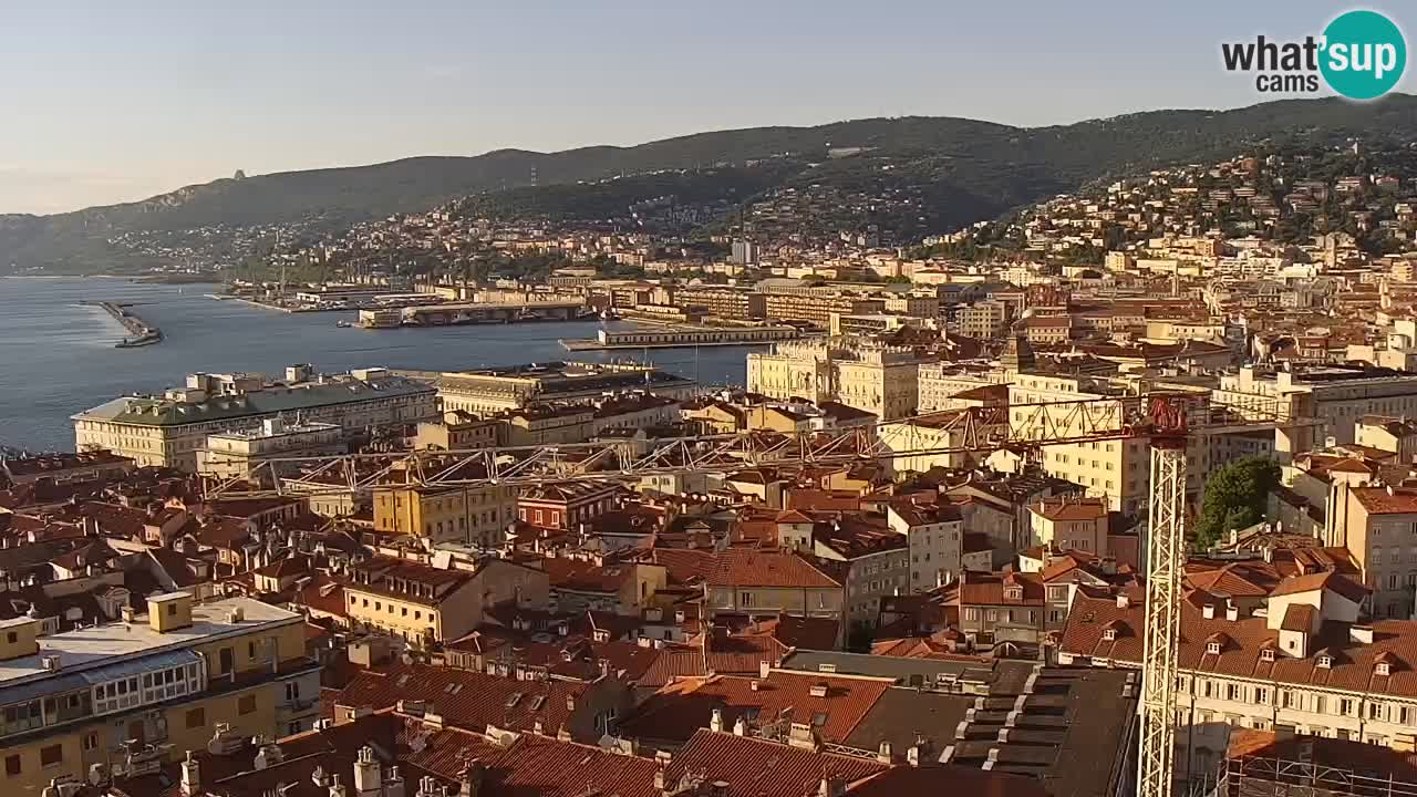 Webcam en vivo Trieste, ciudad, golfo, puerto y castillo de Miramare