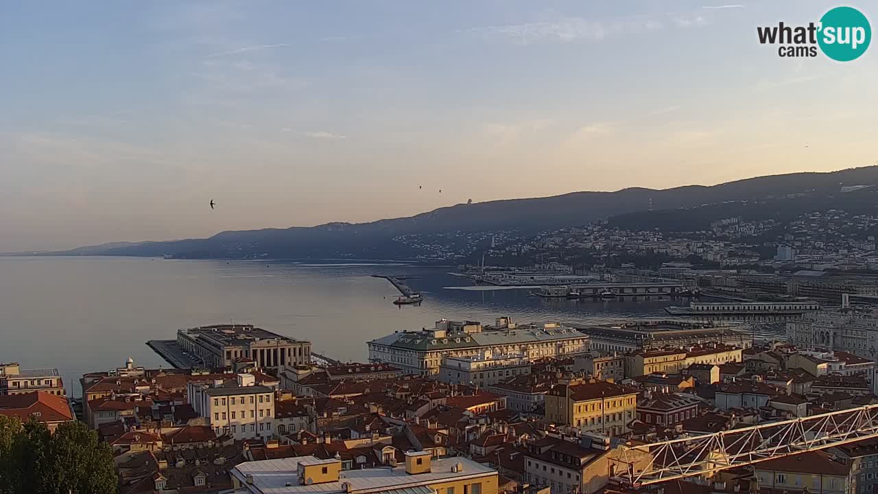 Webcam en vivo Trieste, ciudad, golfo, puerto y castillo de Miramare