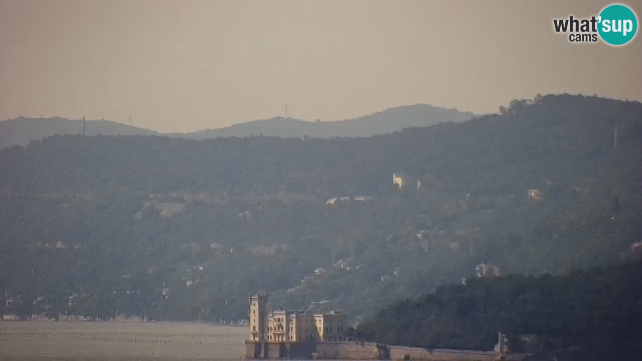 Webcam en vivo Trieste, ciudad, golfo, puerto y castillo de Miramare
