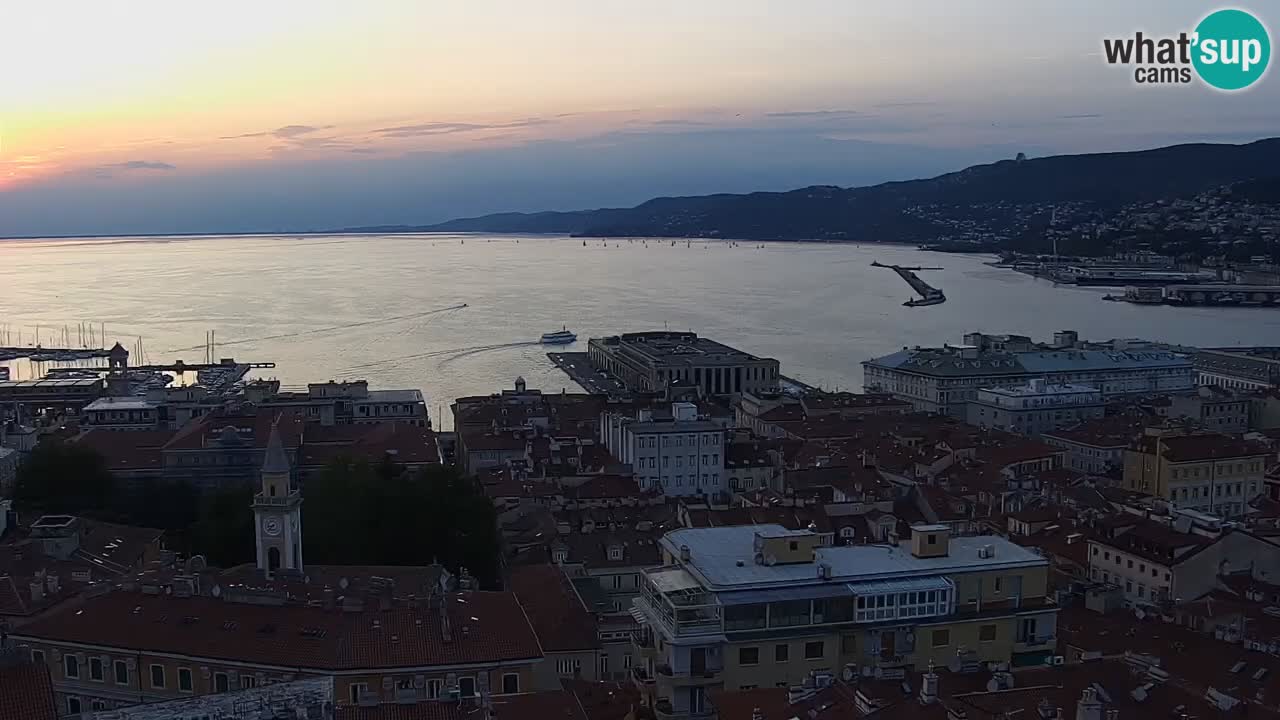 Webcam Trieste – View from sanctuary Monte Grisa