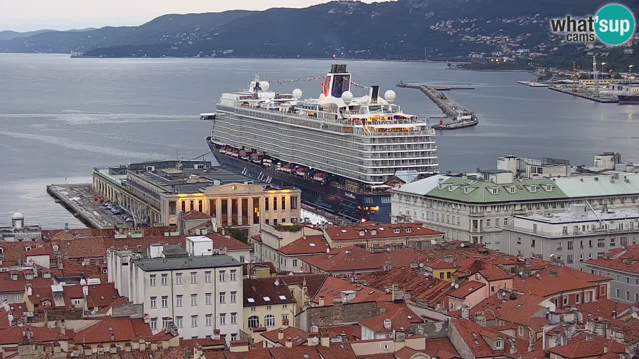 Live webcam Trieste – Panorama of the city, the Gulf, the maritime station and the Miramare castle