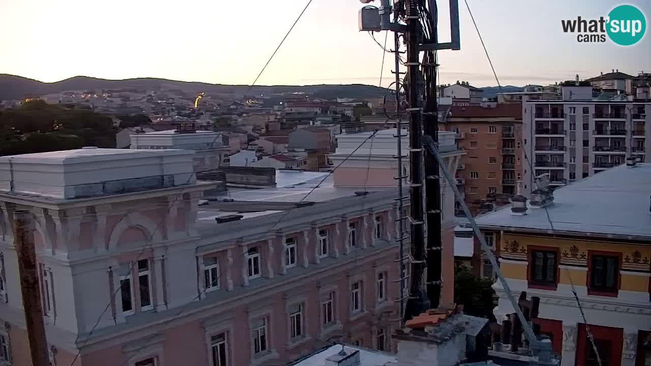 Webcam en vivo Trieste, ciudad, golfo, puerto y castillo de Miramare
