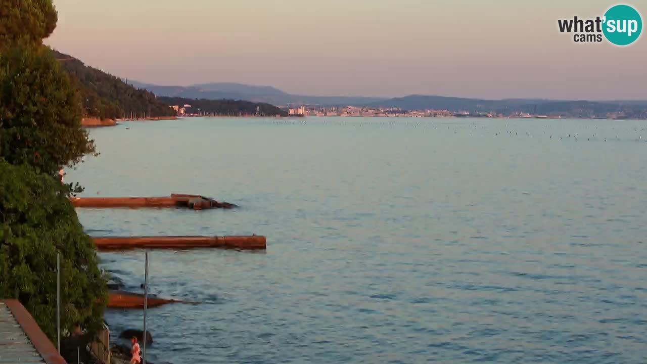 Webcam du restaurant BellaRiva | Côte de Trieste – vue sur le château de Miramare