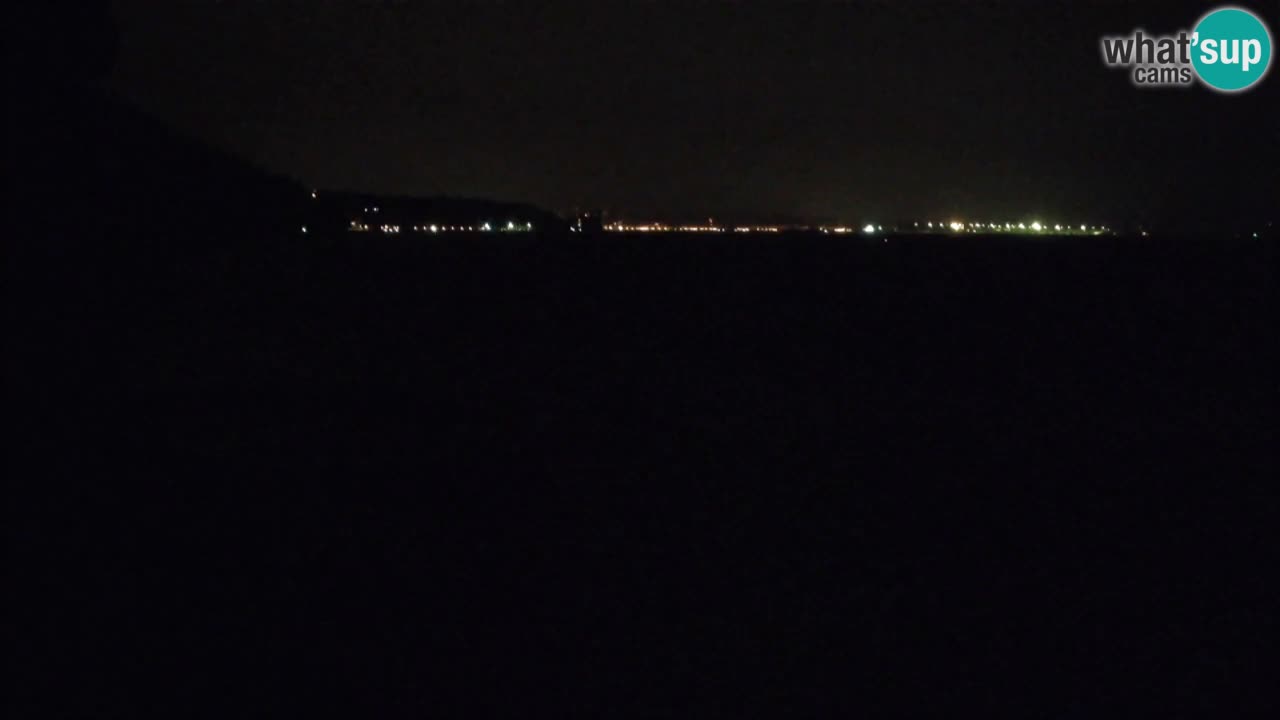 Trattoria BellaRiva webcam | Trieste costiera e castello di Miramare