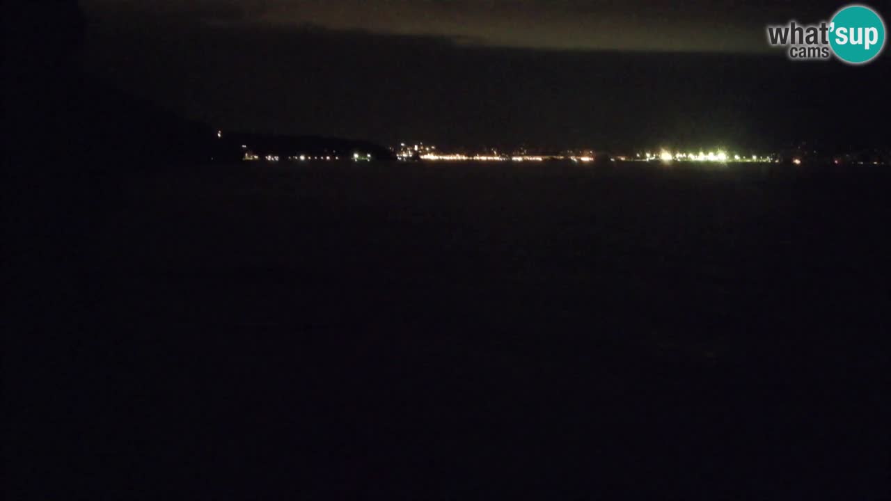 Trattoria BellaRiva webcam | Trieste costiera e castello di Miramare