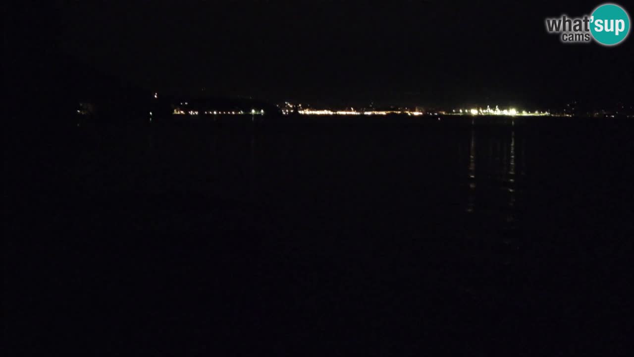 Trattoria BellaRiva webcam | Trieste costiera e castello di Miramare