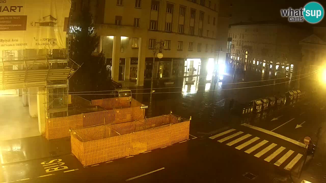 Trieste – Plaza de la Borsa webcam live