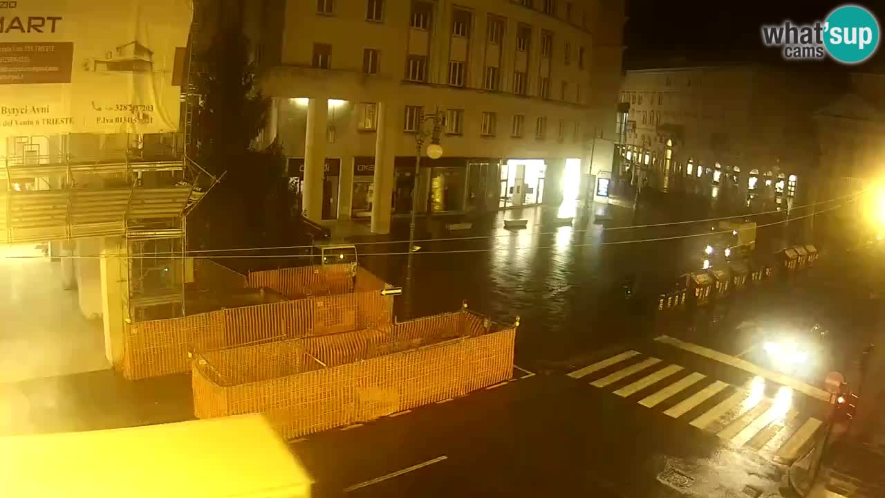 Trieste – Plaza de la Borsa webcam live