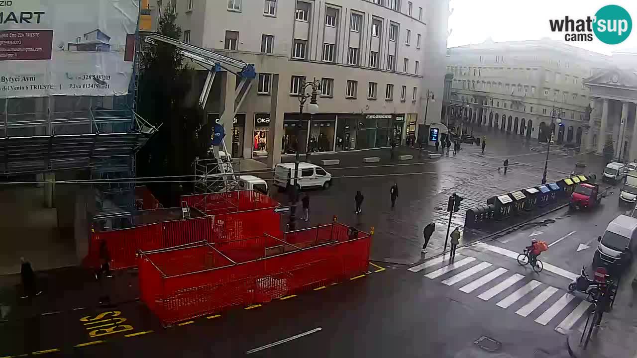 Trieste – Borsa square webcam live