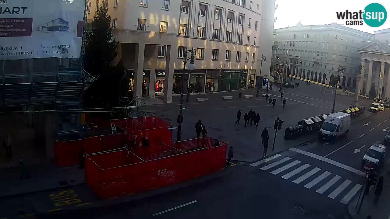 Trieste – Borsa square webcam live