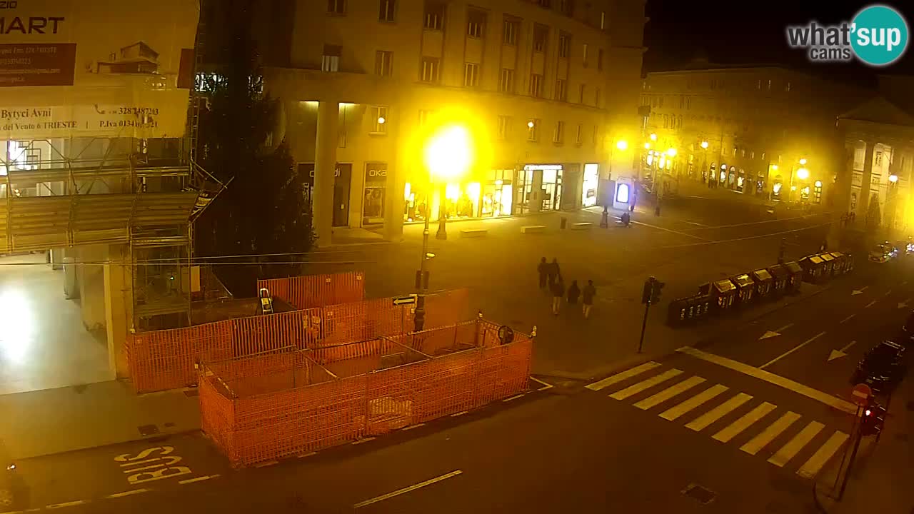 Trieste – Borsa square webcam live