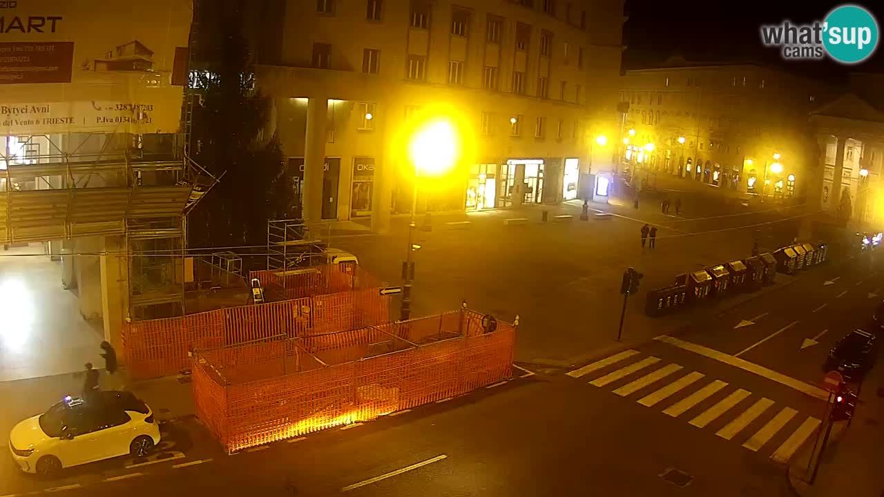 Trieste – Borsa square webcam live