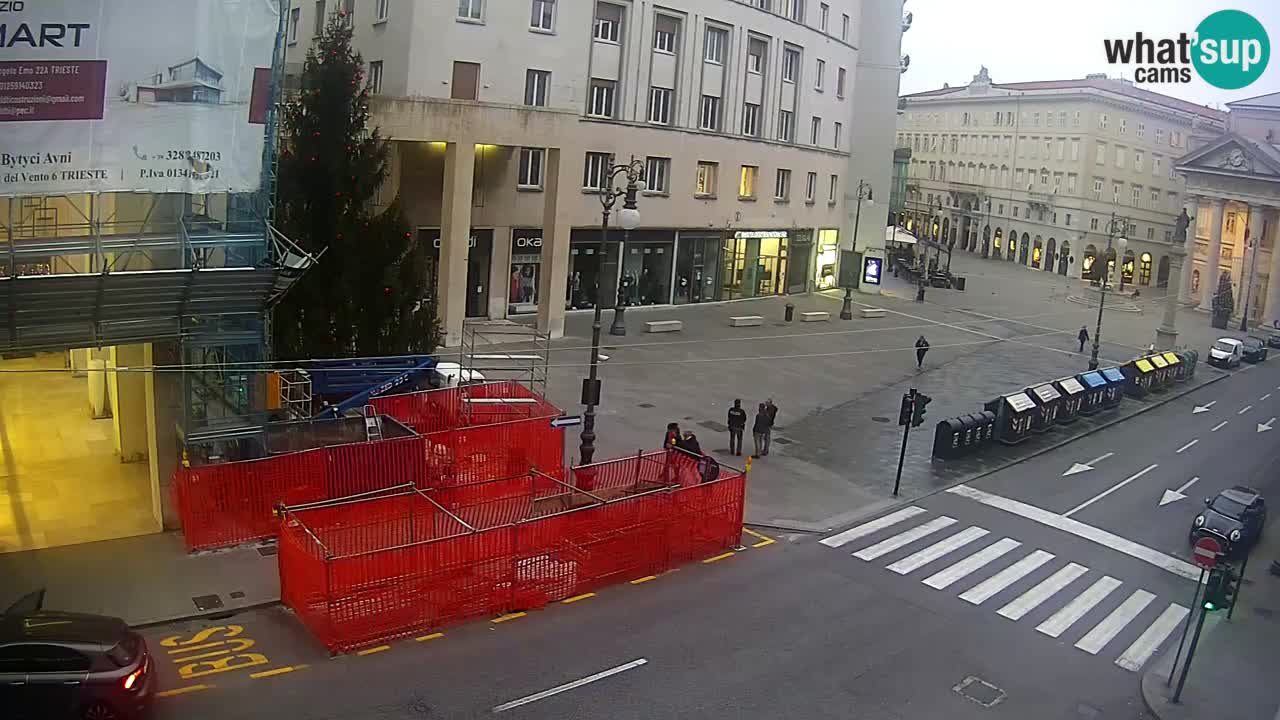 Trieste – Borsa square webcam live