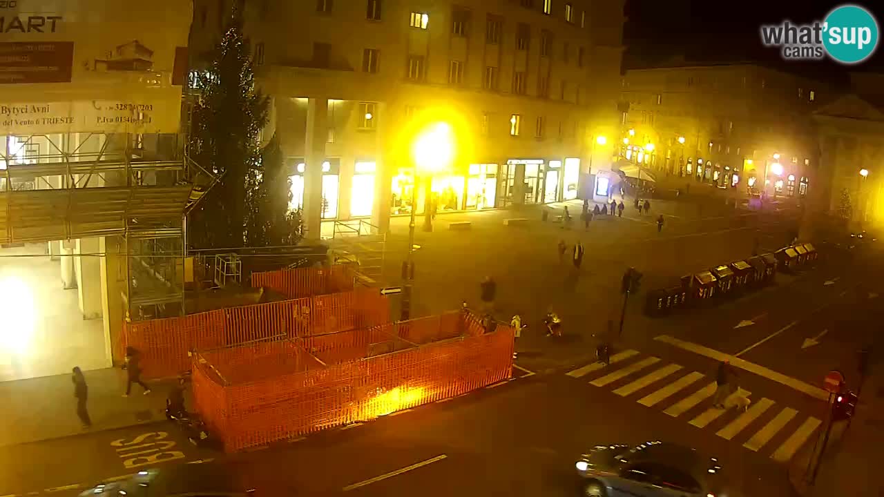 Trieste – Borsa square webcam live