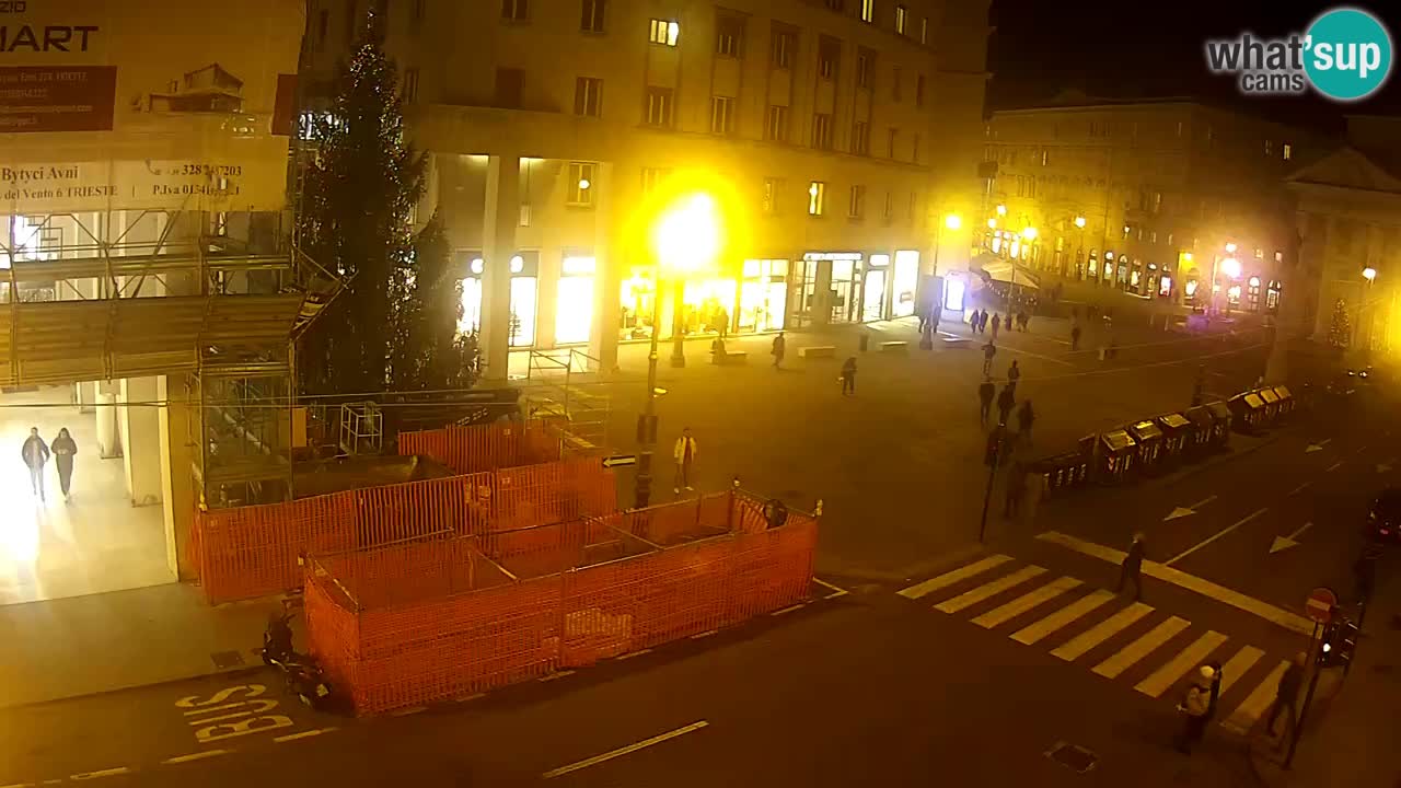 Trieste – Borsa square webcam live