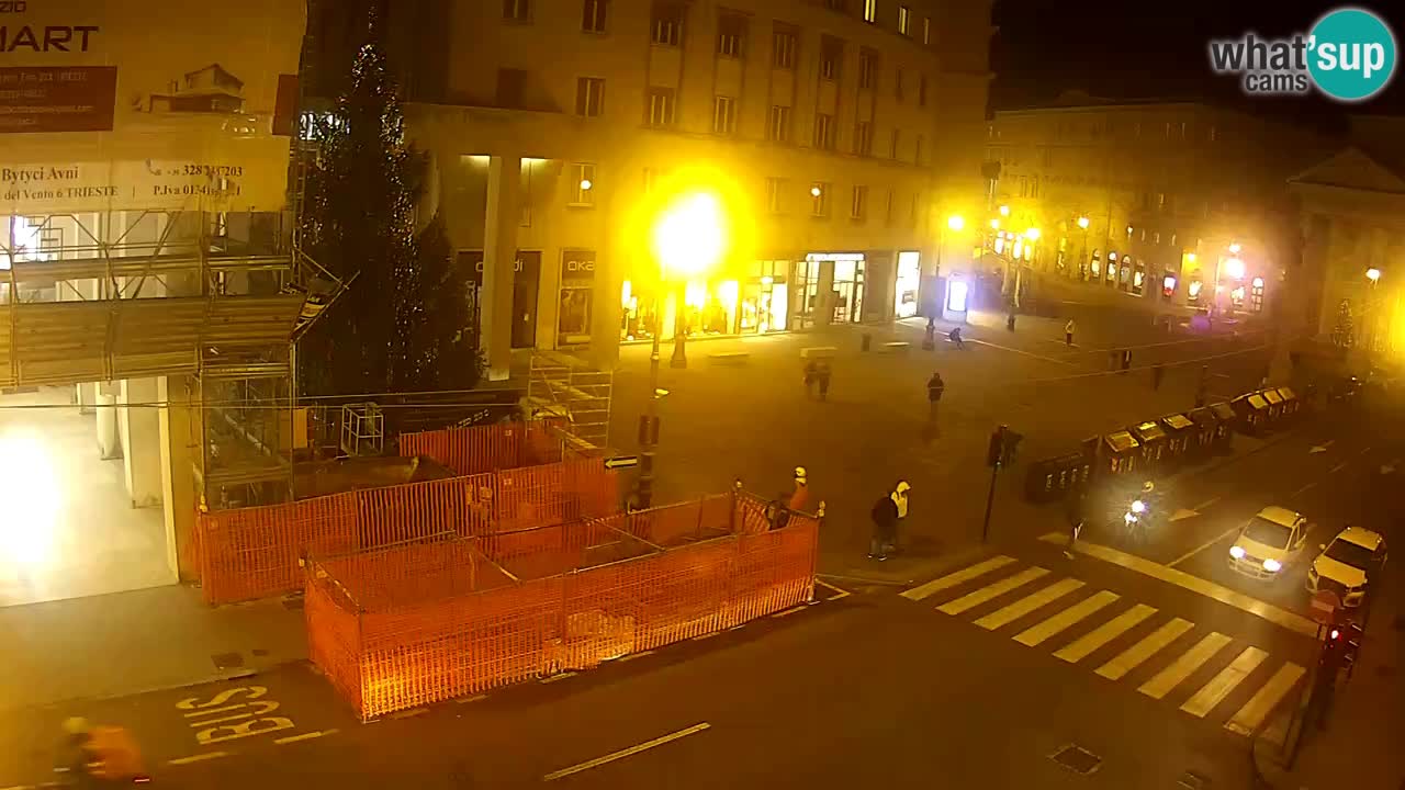 Trieste – Borsa square webcam live