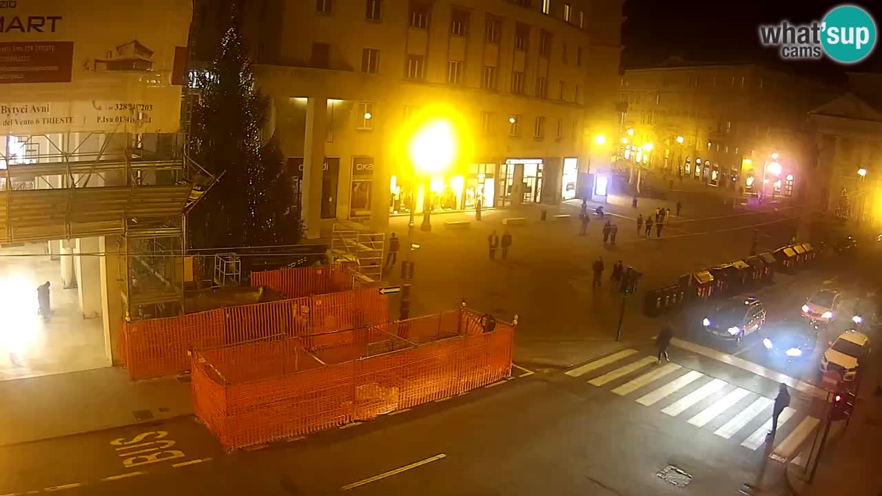 Trieste – Borsa square webcam live