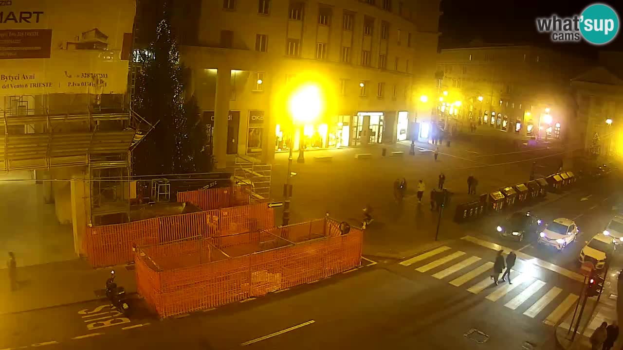 Trieste – Borsa square webcam live