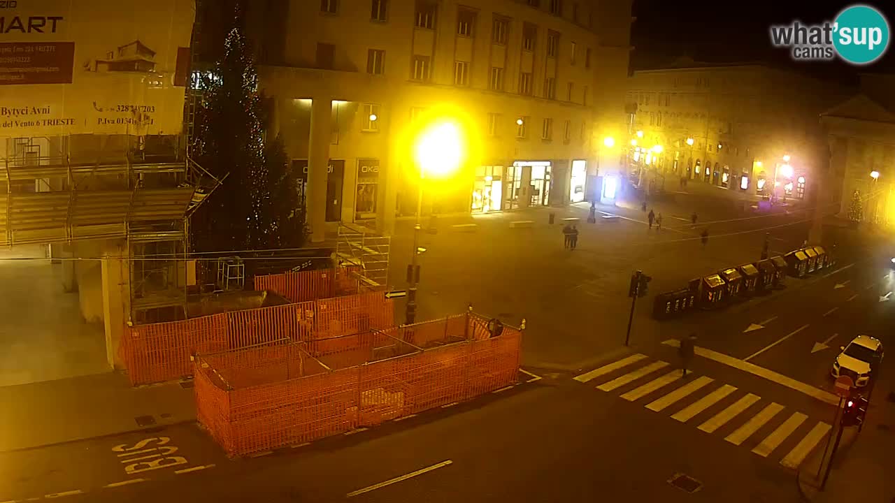 Trieste – Borsa square webcam live