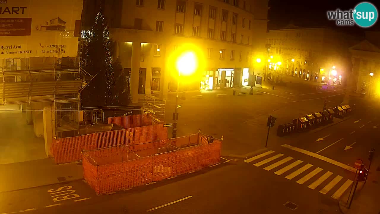 Trieste – Borsa square webcam live