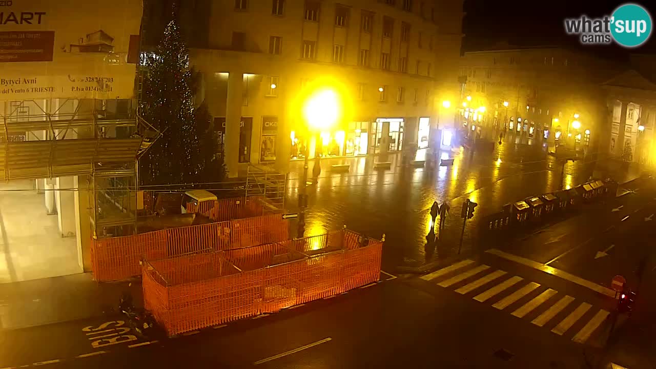 Trieste – Borsa square webcam live