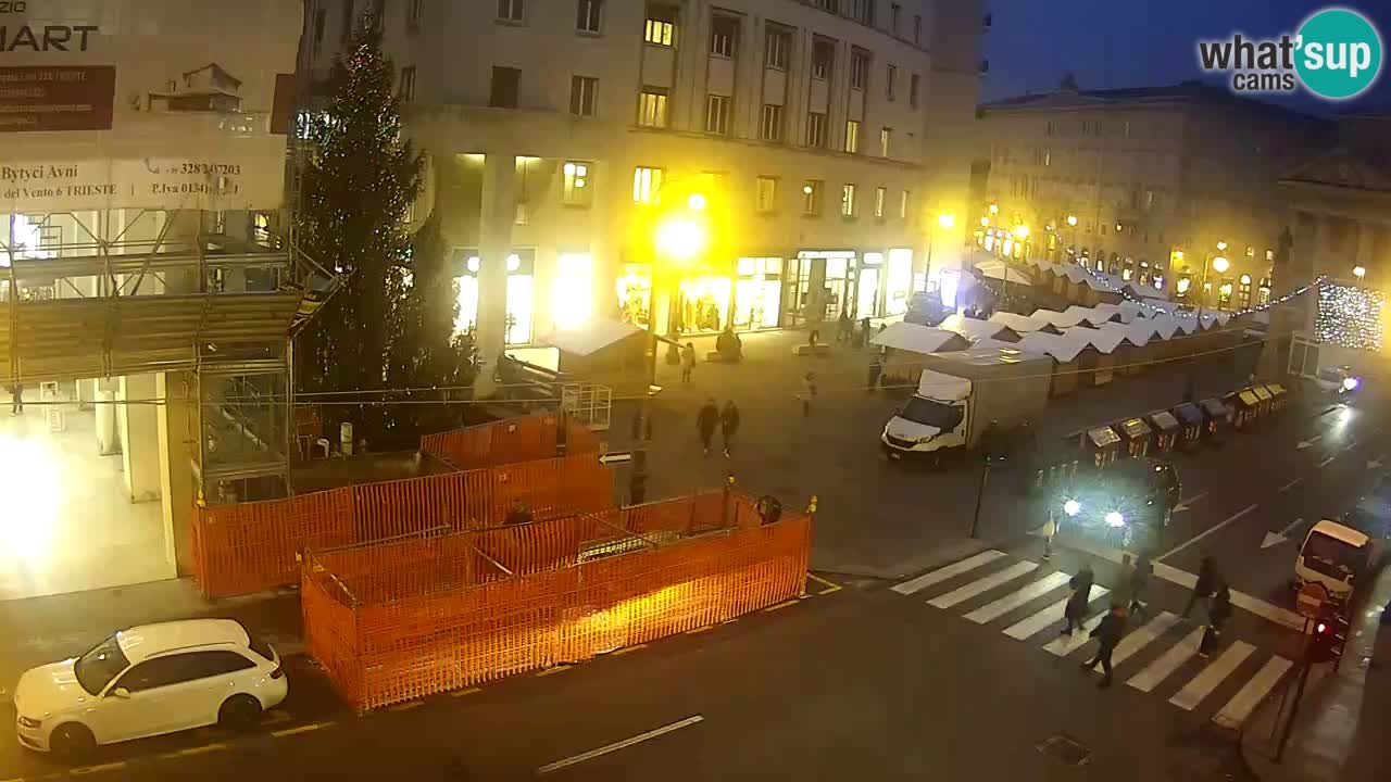 Trieste – Plaza de la Borsa webcam live